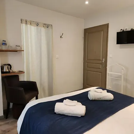Privees A Hautvillers, Berceau Du Champagne Avec Salle De Bain Et Toilettes Incluses Bed & Breakfast *